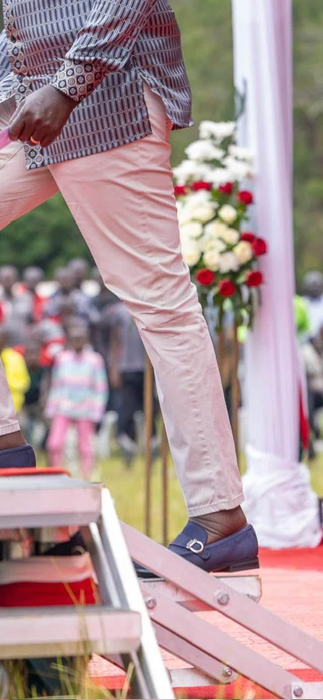 Ruto feet