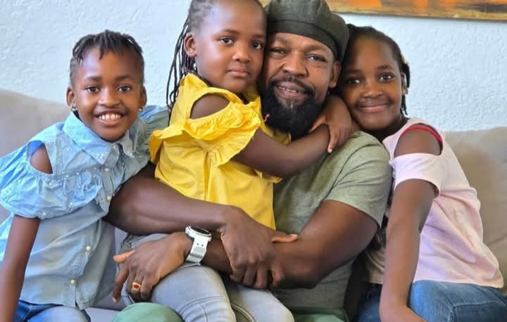 Mwakideu Daughters