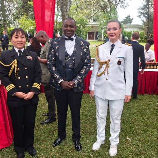 e45460ce0d984627a0343a36417561a5