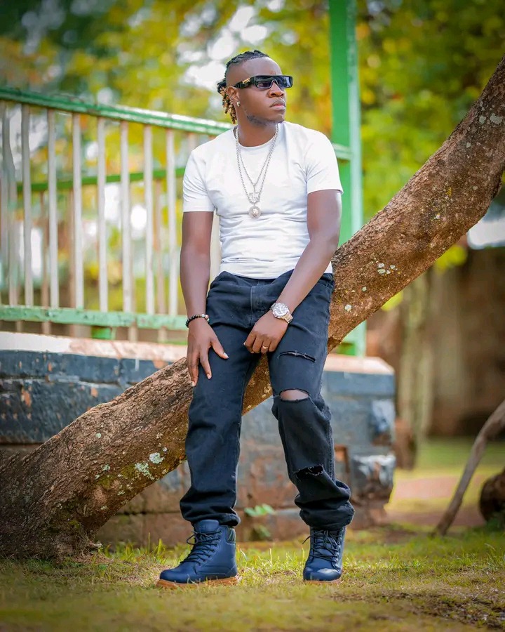 79d1f9afffa24d6396adbf37ca785581