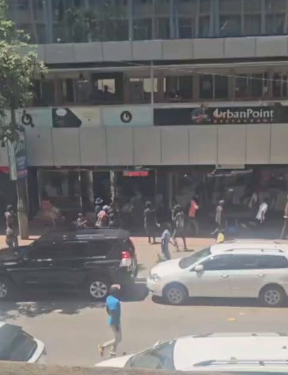 7db23fdb2aa449fa80b572e920542bb8