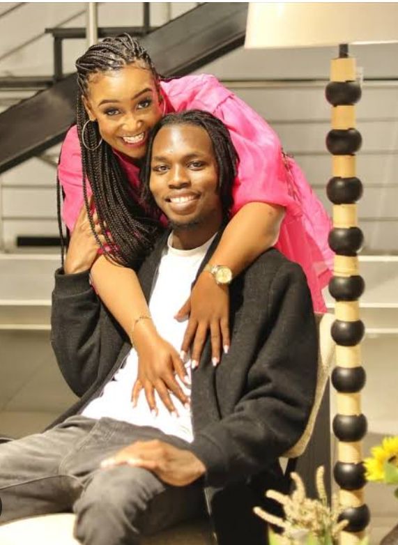 993da1bf8ed145428481c204bb4f929d 1